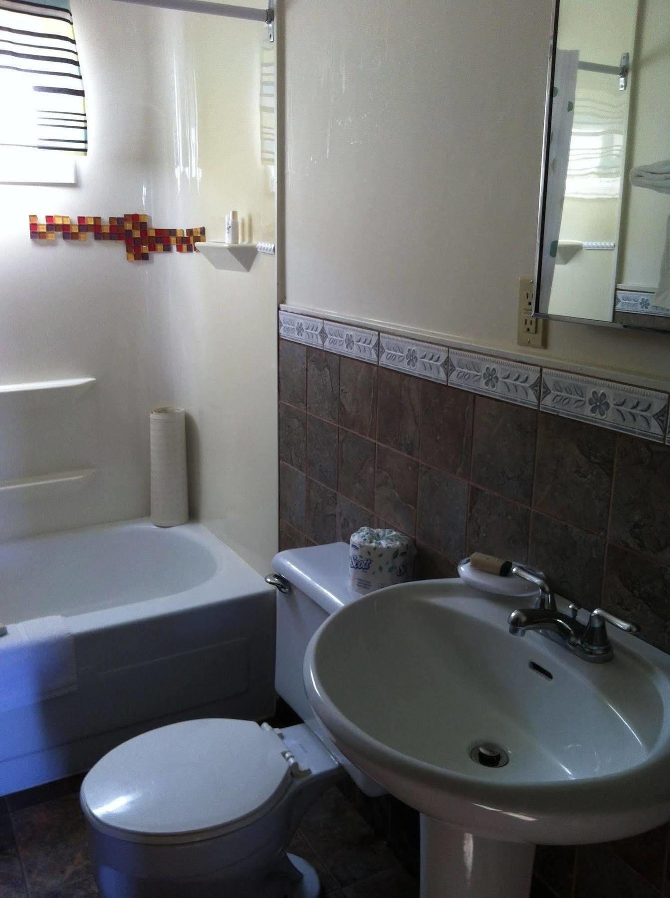 Anchor Motel And Suites Bedeque Экстерьер фото